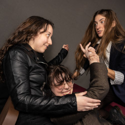 Photo #6: The cast of